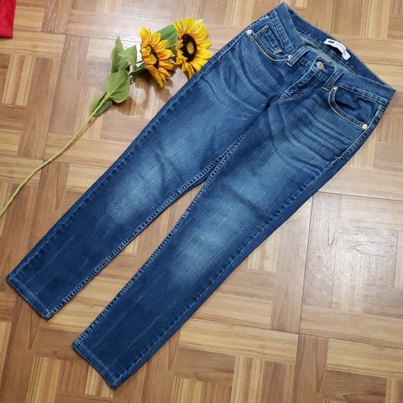 LEVI'S ankle jeans or capri's - Picture 2 of 10